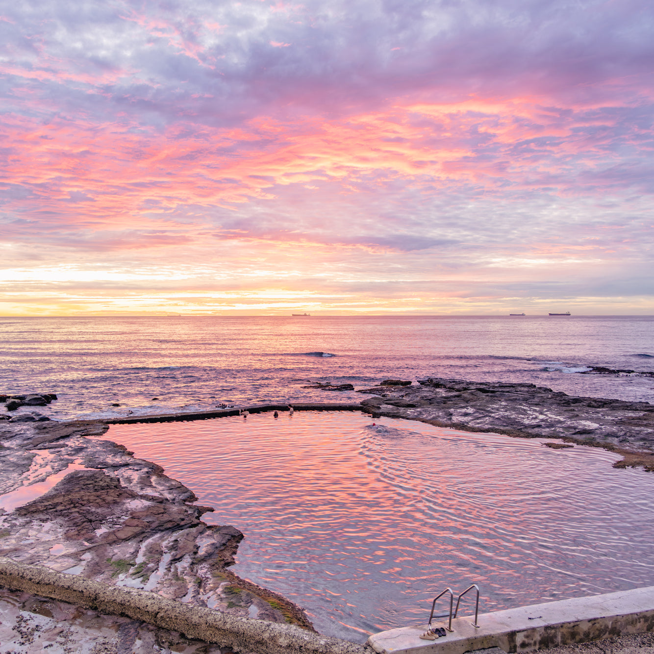 "Gentleman's Glow" Photography Print - Belinda Doyle - Australian Photographer & Resin Artist