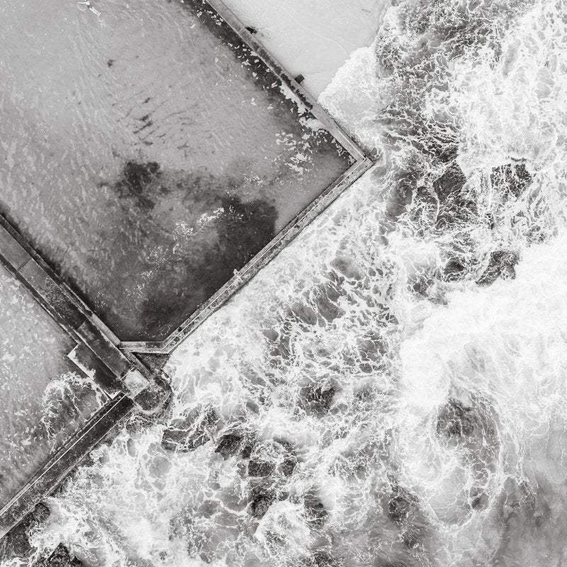 "Austi Laps" Black & White Photography Print (P) - Belinda Doyle - Australian Photographer & Resin Artist