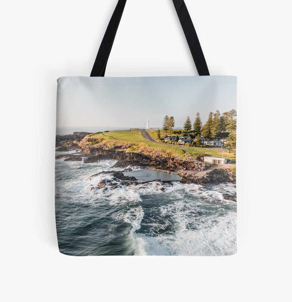 Blowhole Rock Pool (Kiama) Beach Bag - Belinda Doyle - Australian Photographer & Resin Artist