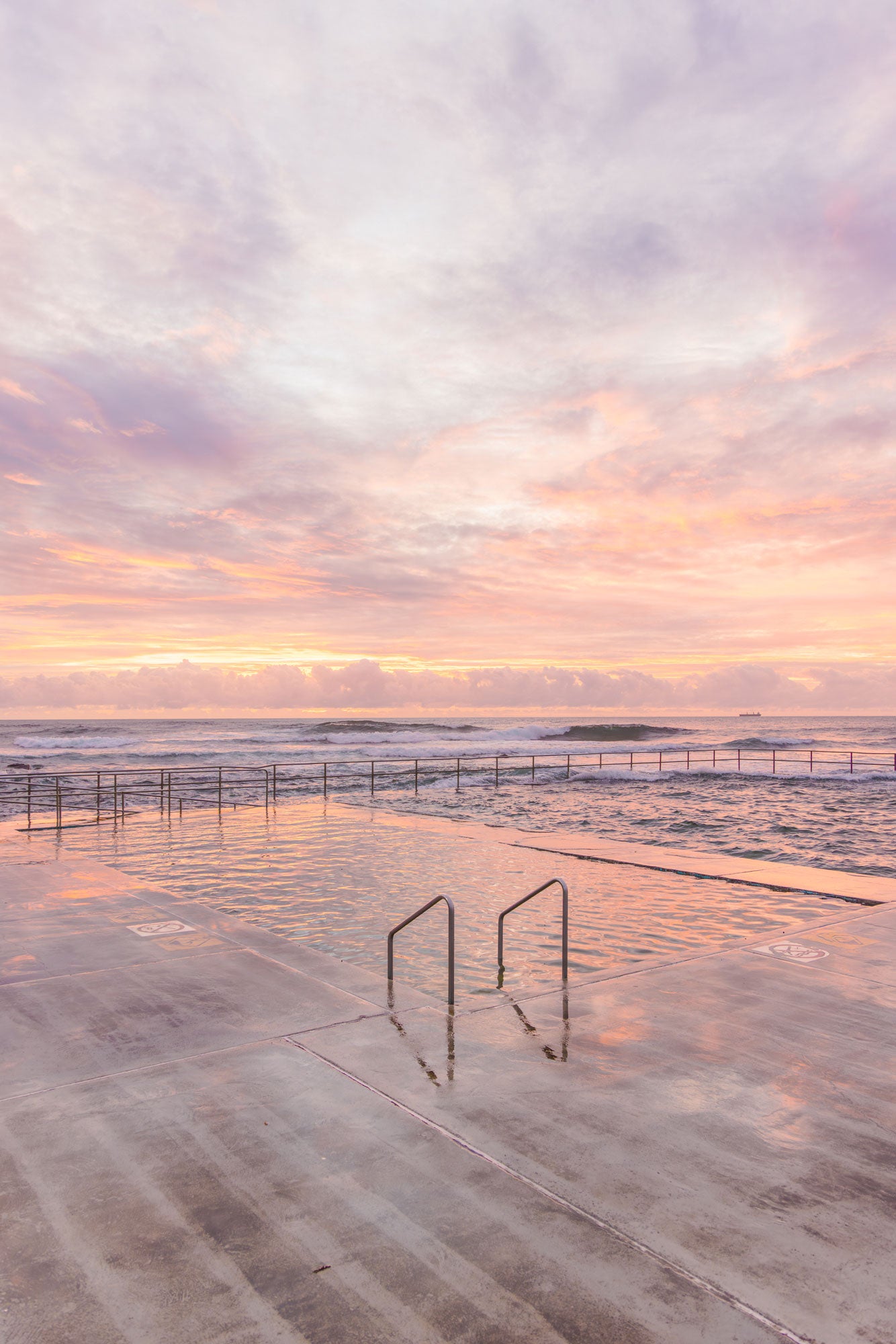 "Pink Sunrise, Towradgi" Photography Print - Belinda Doyle - Australian Photographer & Resin Artist